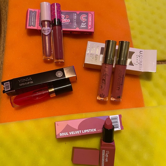 Make up bundle - Picture 7 of 10